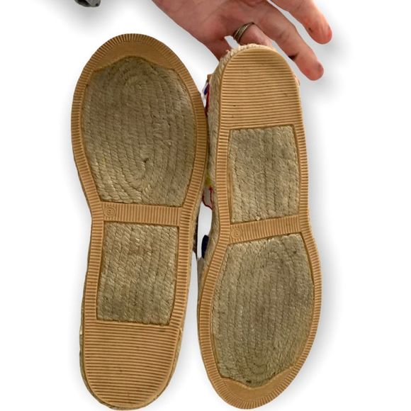 Hand Painted White Espadrilles 9 - Picture 6 of 7